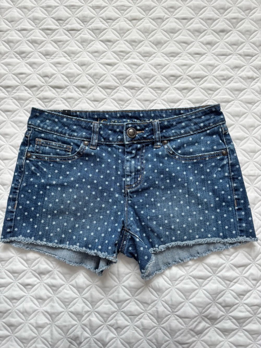 LC Lauren Conrad Blue Polka Dot Frayed Hem Denim Jean Shorts Size 4